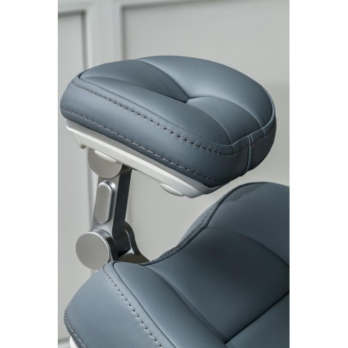 Anya AY-A 3600 - стоматологическая установка с нижней подачей
