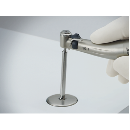 Surgic Pro+ OPT - хирургический аппарат (физиодиспенсер) с разборным наконечником Ti-Max X-DSG20L, с оптикой и с функцией записи данных на USB носитель