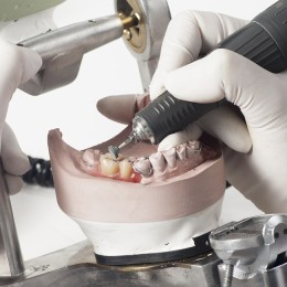 Asiga PRO2 - компактный профессиональный 3D принтер для стоматологов