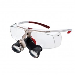 Air-X - бинокулярные лупы системы Flip-up, рабочее расстояние 300-500 мм, увеличение 2.5x/3.5x/4.5x/6.0x