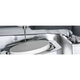 VHF K5 - фрезерный станок для cухой фрезеровки