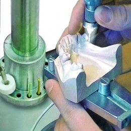 УСМФ 1.0 МАСТЕР - универсальное фрезерно-параллелометрическое устройство (фрезер, параллелометр, электрошпатель, бормашина)